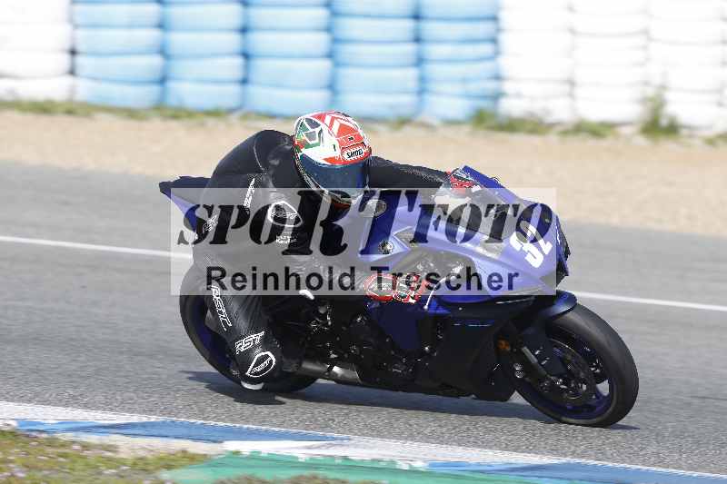 /Archiv-2024/01 26.-28.01.2024 Moto Center Thun Jerez/Gruppe gruen-green/32